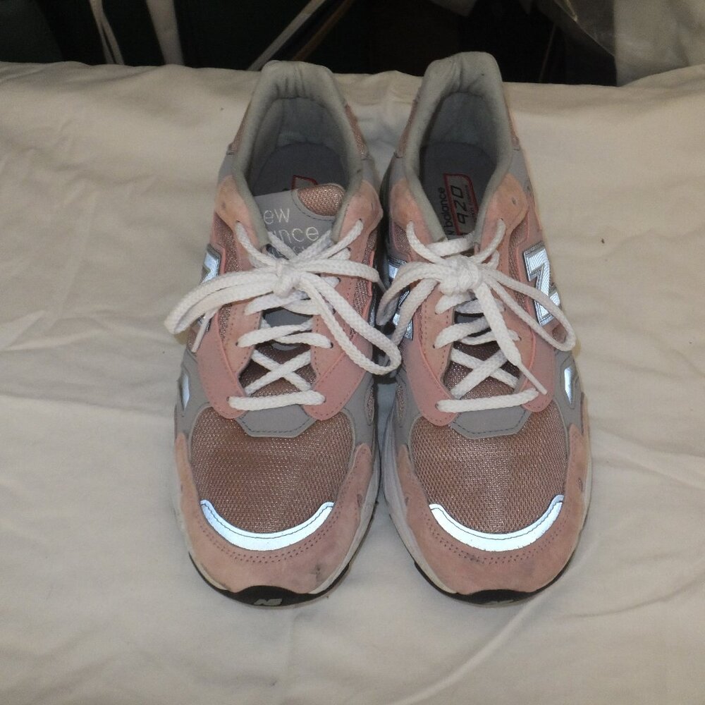 New Balance 920 MiUK Pink Grey - Size 11